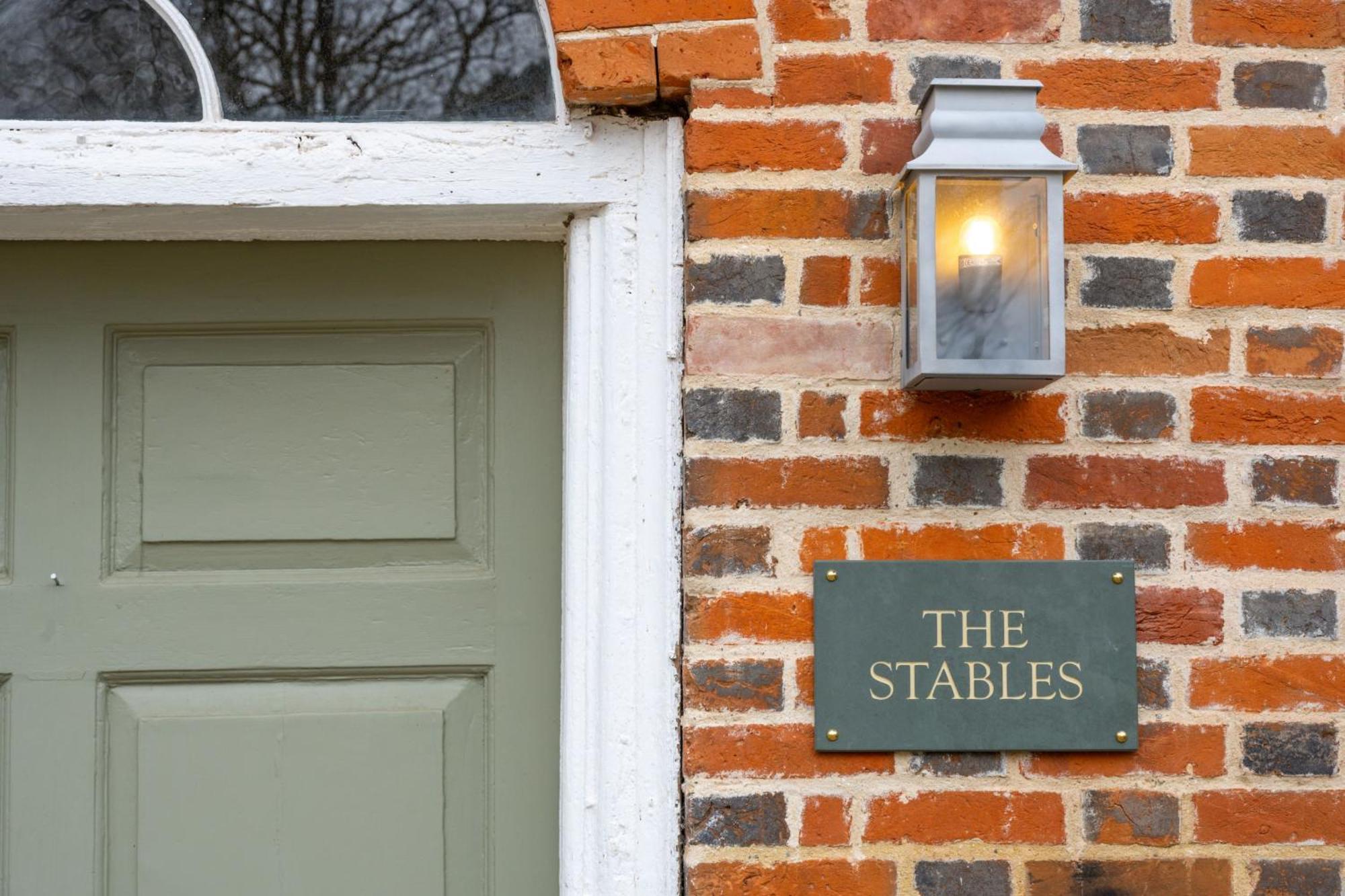 Belchamp Hall Stables Belchamp Otten Bagian luar foto